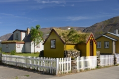 Wellblech-Architektur in Siglufjörður